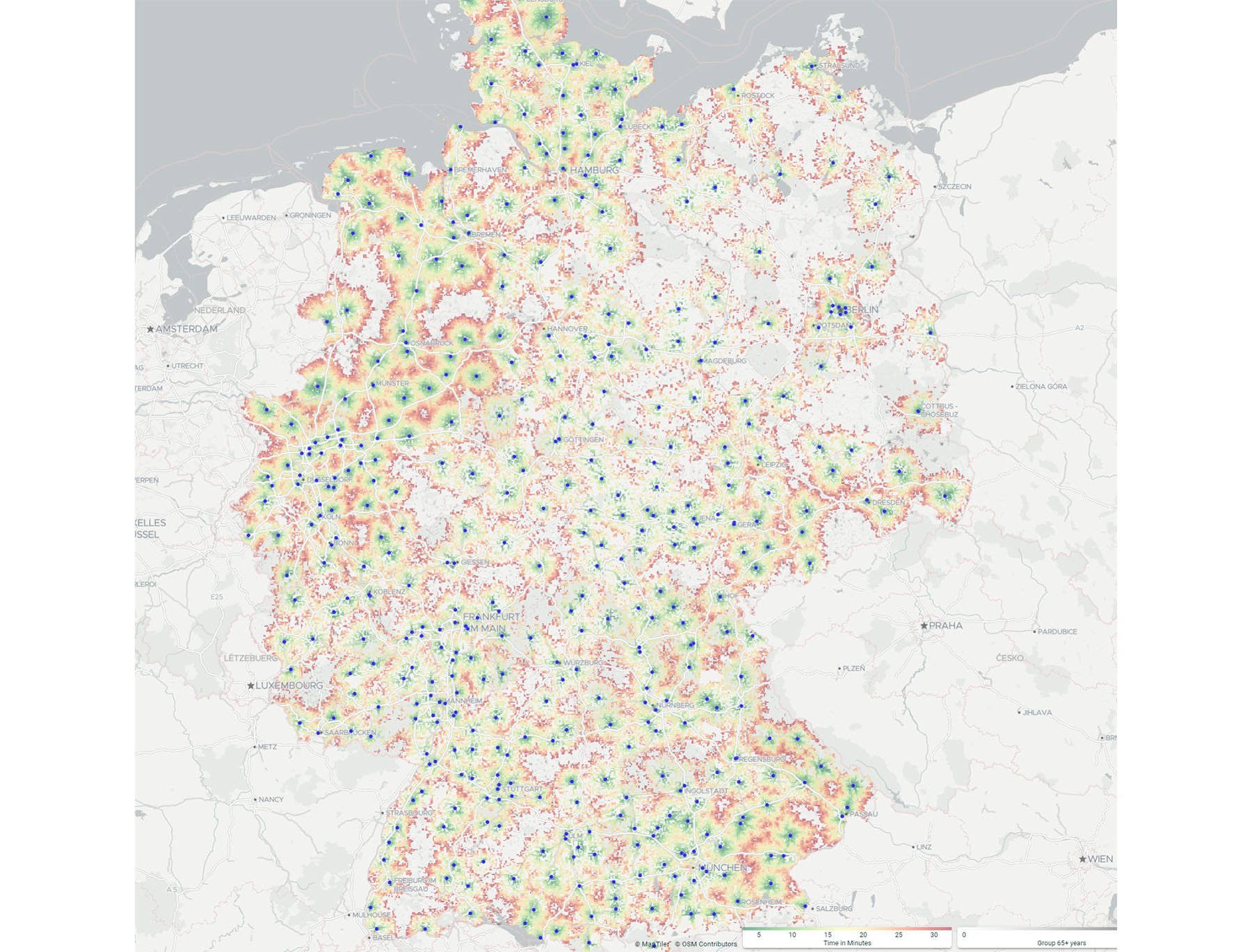 A map that shows Germany's 446 vaccination centers and the catchment areas of these sites, based on a 30-minute drive.
